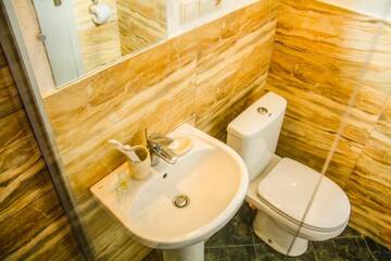 Фото номера Двухместный номер с 1 кроватью или 2 отдельными кроватями Отель Villa Lata г. Misakʼtsʼieli 19